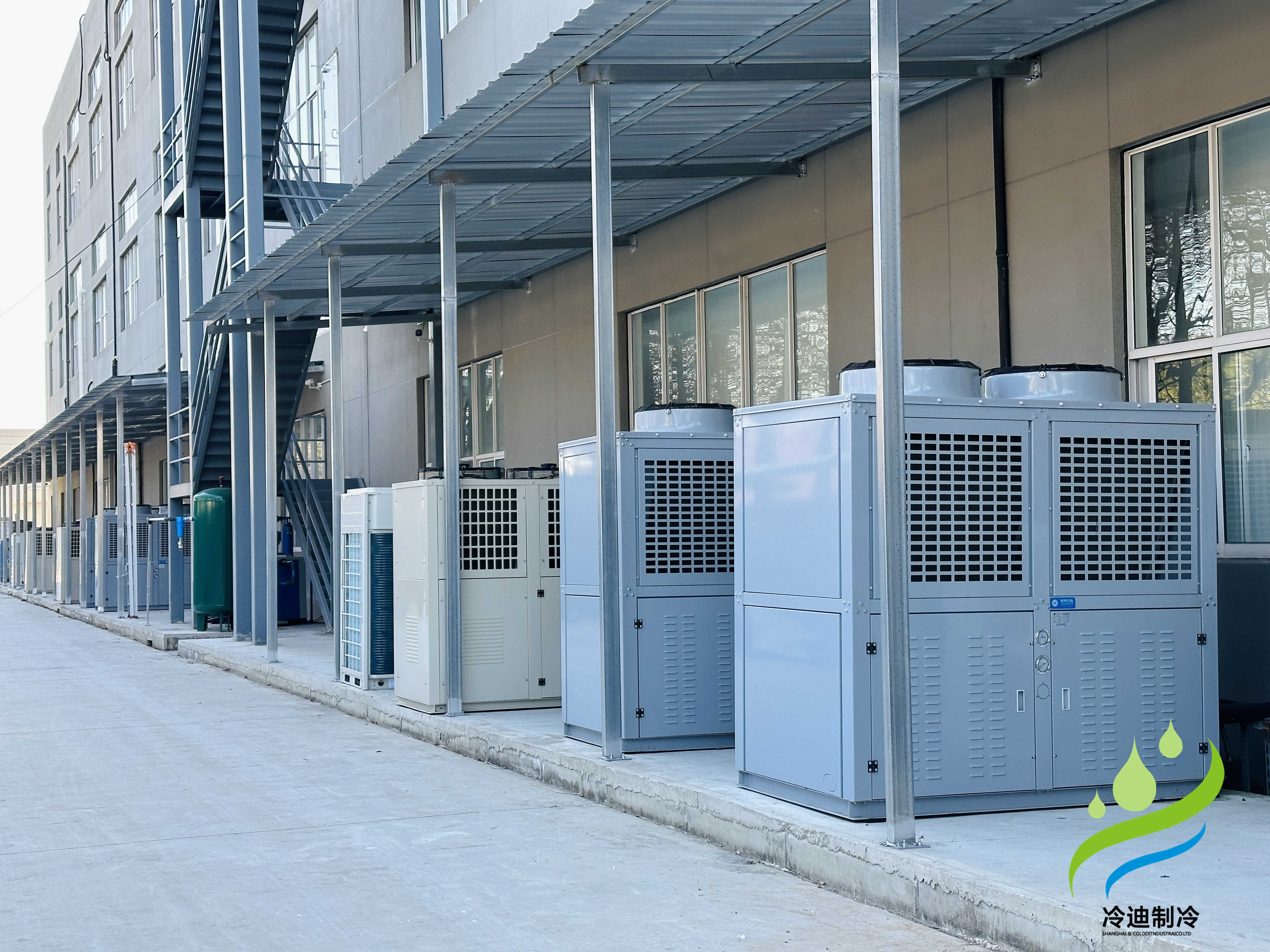 安裝一個(gè)變溫冷庫(kù)造價(jià)需要多少錢(qián)？